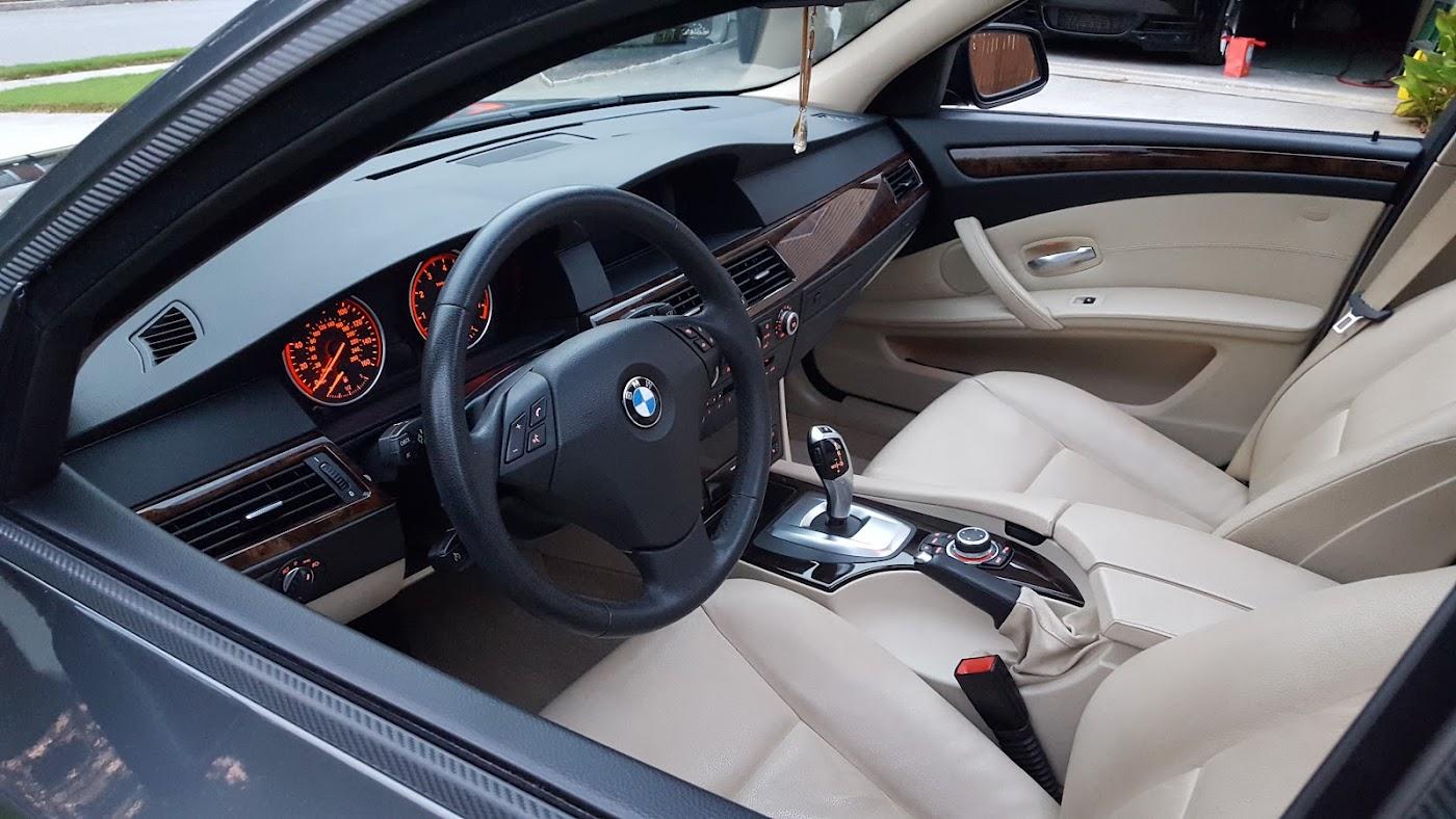 Inside JS Auto Exterior Specialist