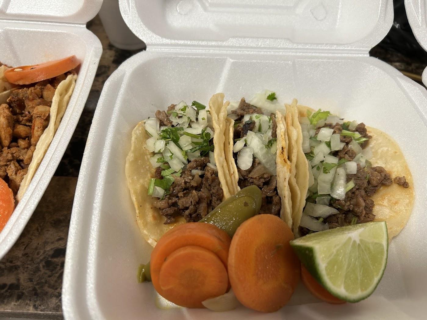 Inside Taco L 1000000
